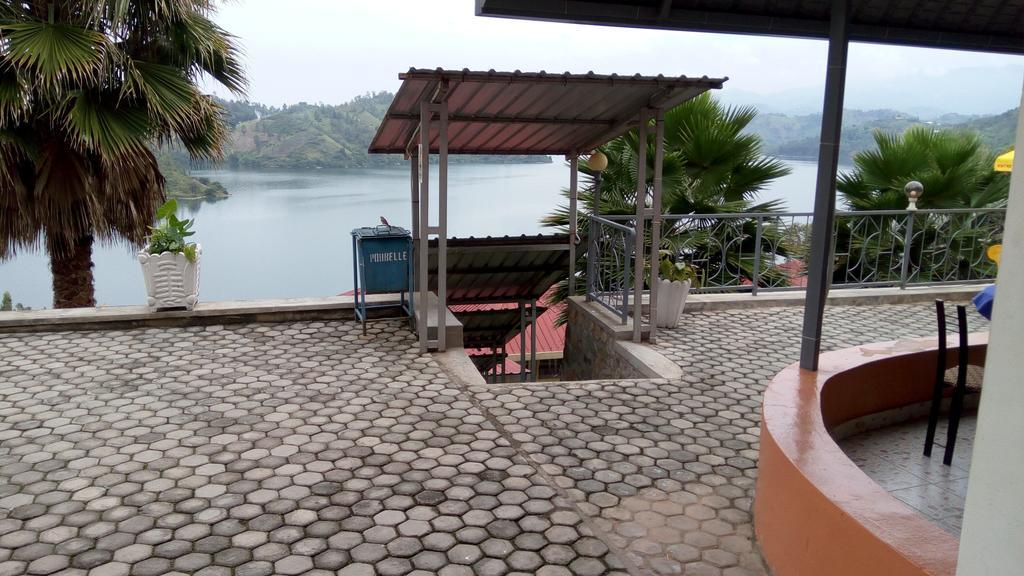 Home Saint Jean Kibuye Dış mekan fotoğraf